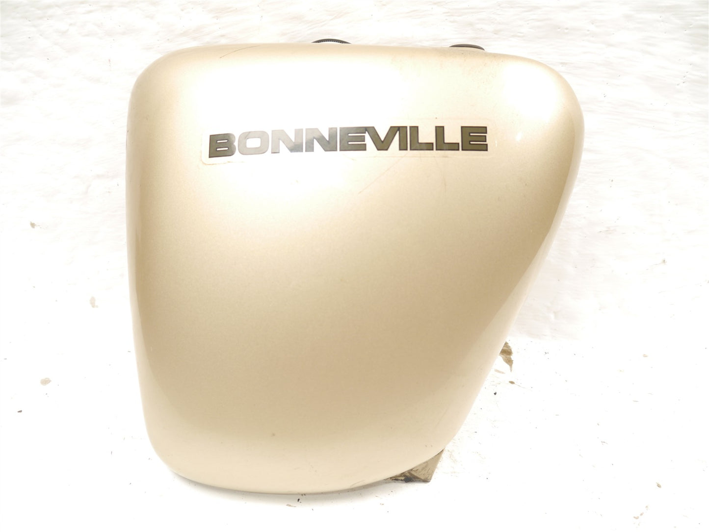 TRIUMPH BONNEVILLE 865 2008-2015 LEFT SIDE PANEL (DAMAGED)