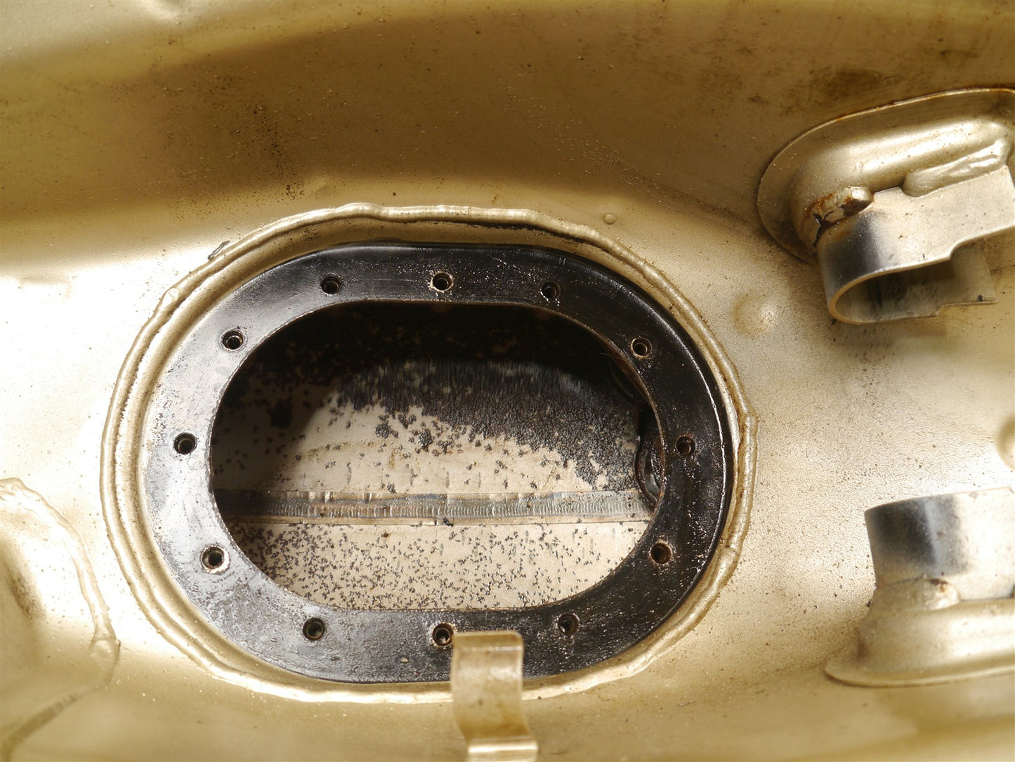 TRIUMPH BONNEVILLE 865 2008-2015 FUEL PETROL TANK