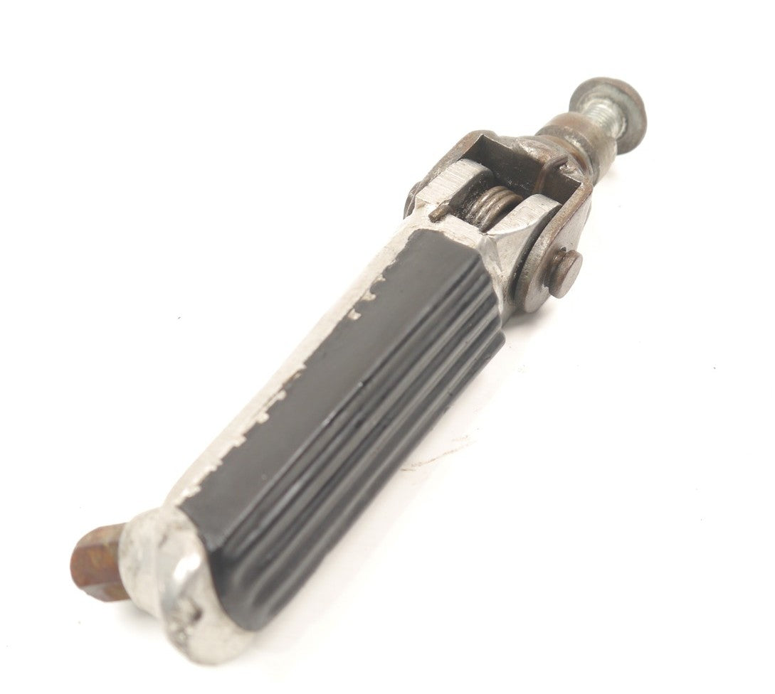 SUZUKI SV650 1999-2002 FRONT RIGHT FOOTREST PEG
