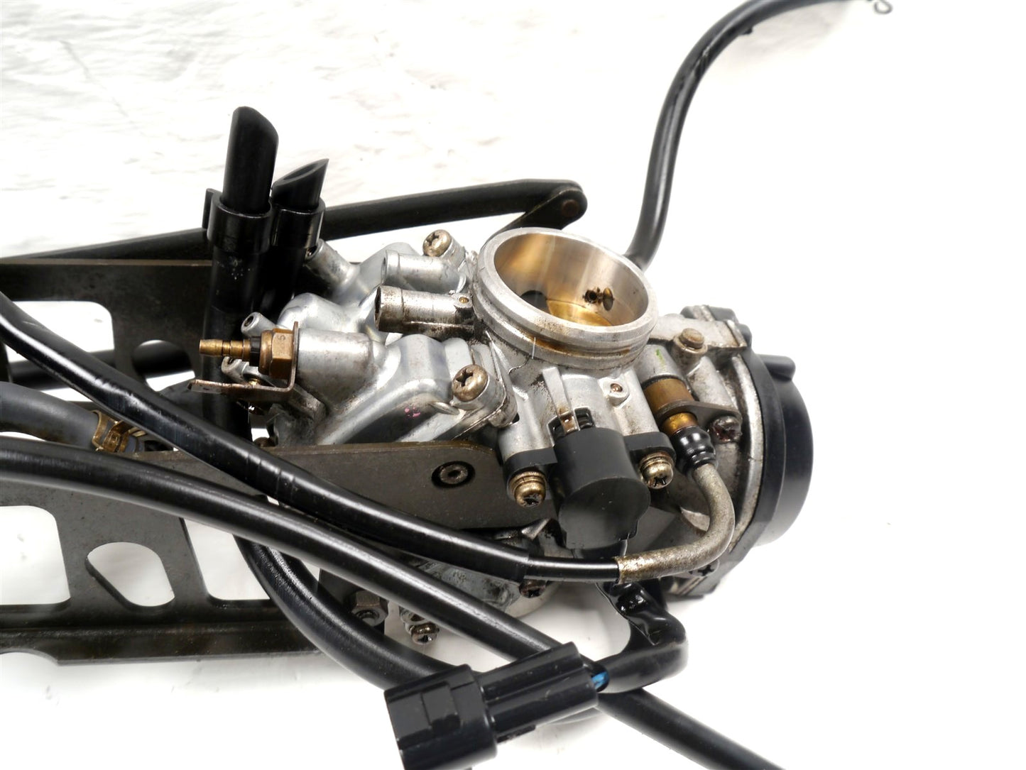 SUZUKI SV650 1999-2002 CARBURETTORS 38K