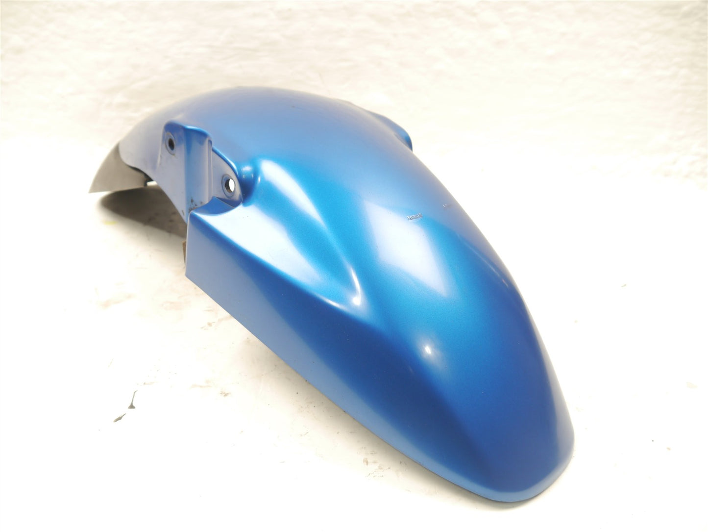 SUZUKI SV650 1999-2002 FRONT MUDGUARD (CRACKED)