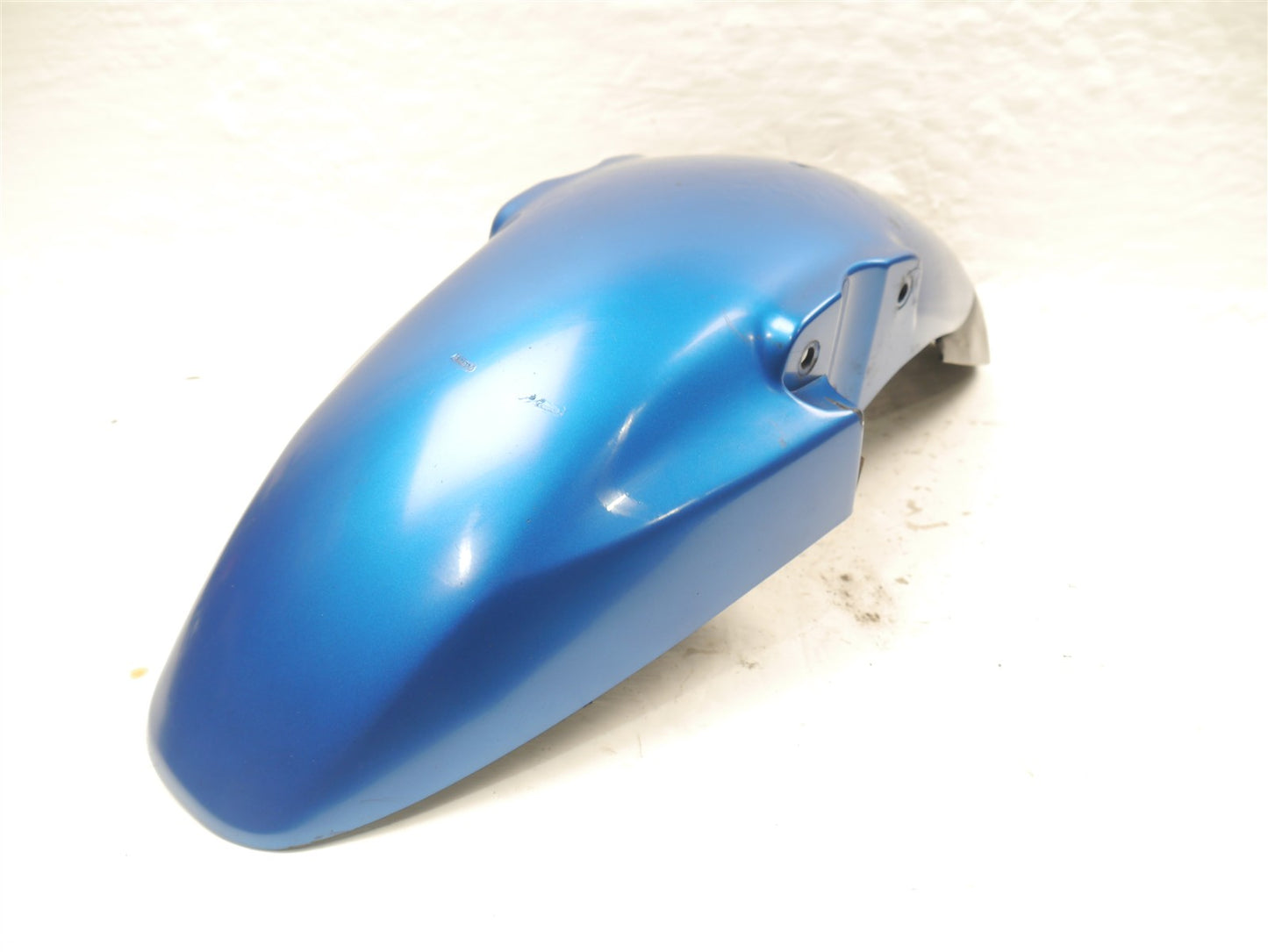 SUZUKI SV650 1999-2002 FRONT MUDGUARD (CRACKED)
