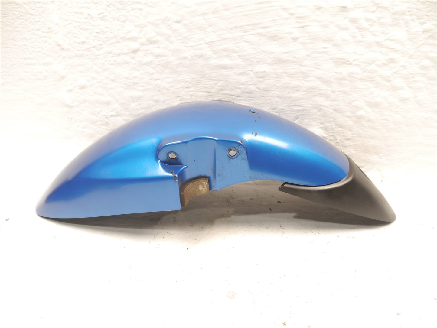SUZUKI SV650 1999-2002 FRONT MUDGUARD (CRACKED)
