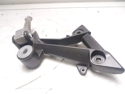 LEXMOTO LXR125 SY125 LXR SY 125 JUST 76 MILES! RIGHT REAR FOOTREST HANGER & PEG