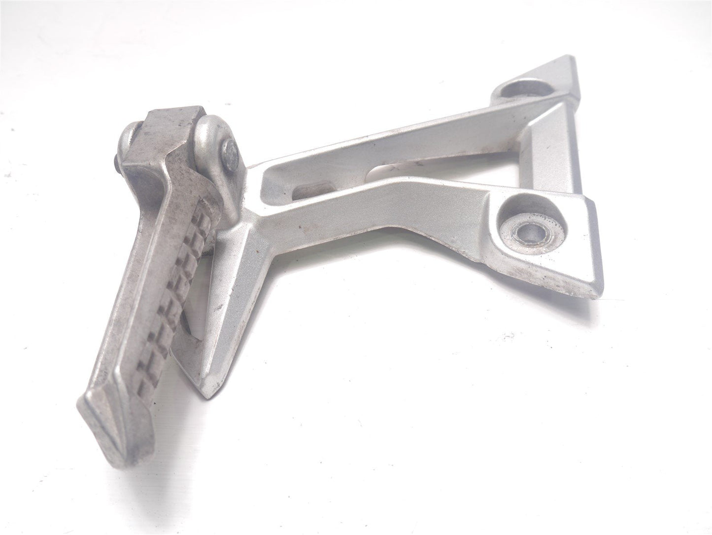 LEXMOTO LXR125 SY125 2019-2021 LEFT REAR FOOTREST HANGER AND PEG