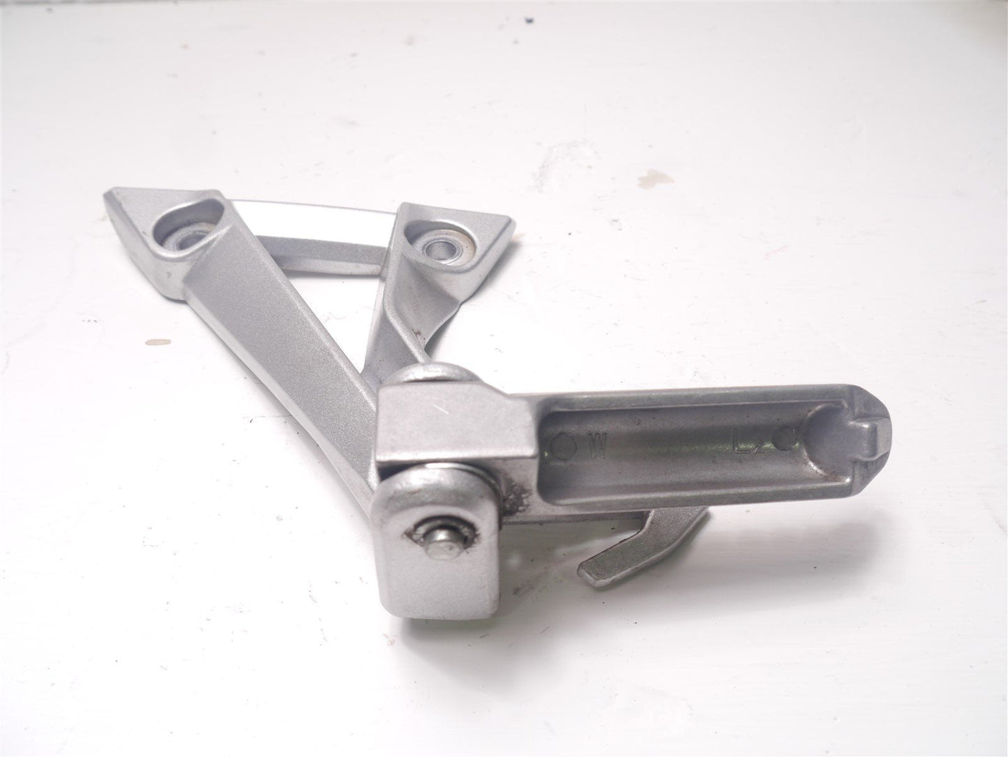 LEXMOTO LXR125 SY125 2019-2021 LEFT REAR FOOTREST HANGER AND PEG