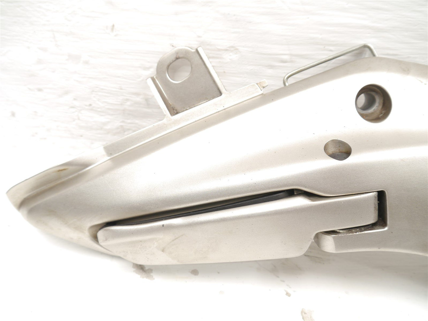 HONDA FJS600 SILVERWING 2011-2016 RIGHT REAR FOOTREST HANGER AND PEG