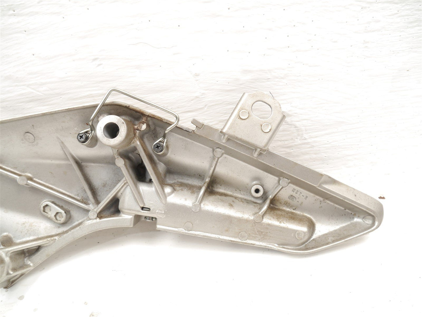 HONDA FJS600 SILVERWING 2011-2016 RIGHT REAR FOOTREST HANGER AND PEG