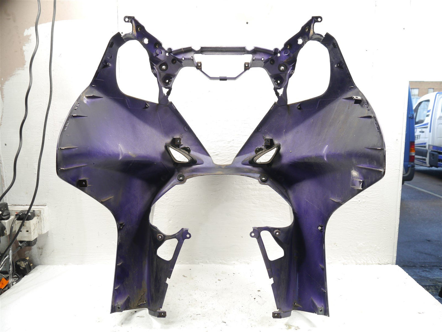 HONDA FJS600 SILVERWING 2011-2016 FRONT MAIN FAIRING *DAMAGED*